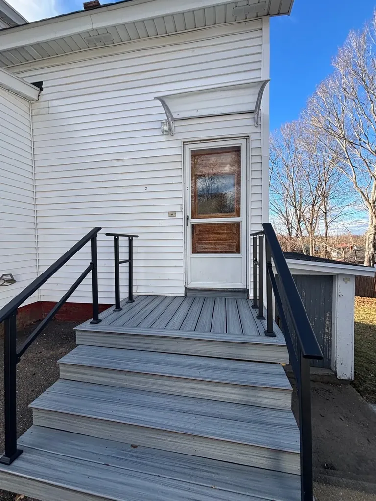82 Summer Street Laconia NH 03246