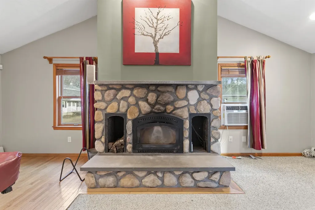 181 Porcupine Circle Salem NH 03079