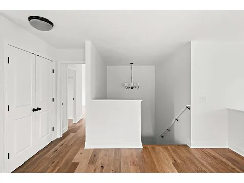 19 Daniel Drive South Burlington VT 05403
