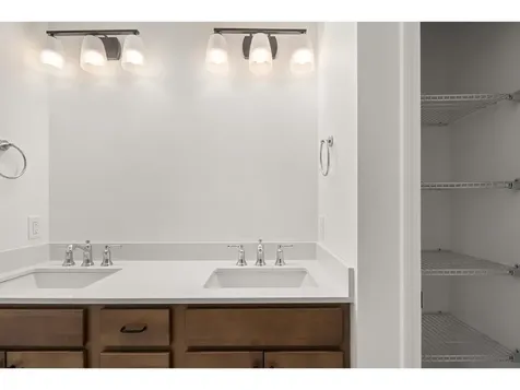 19 Daniel Drive South Burlington VT 05403