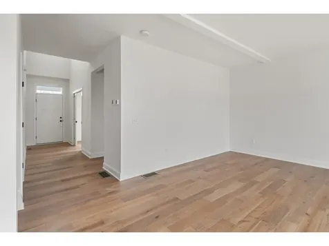 19 Daniel Drive South Burlington VT 05403