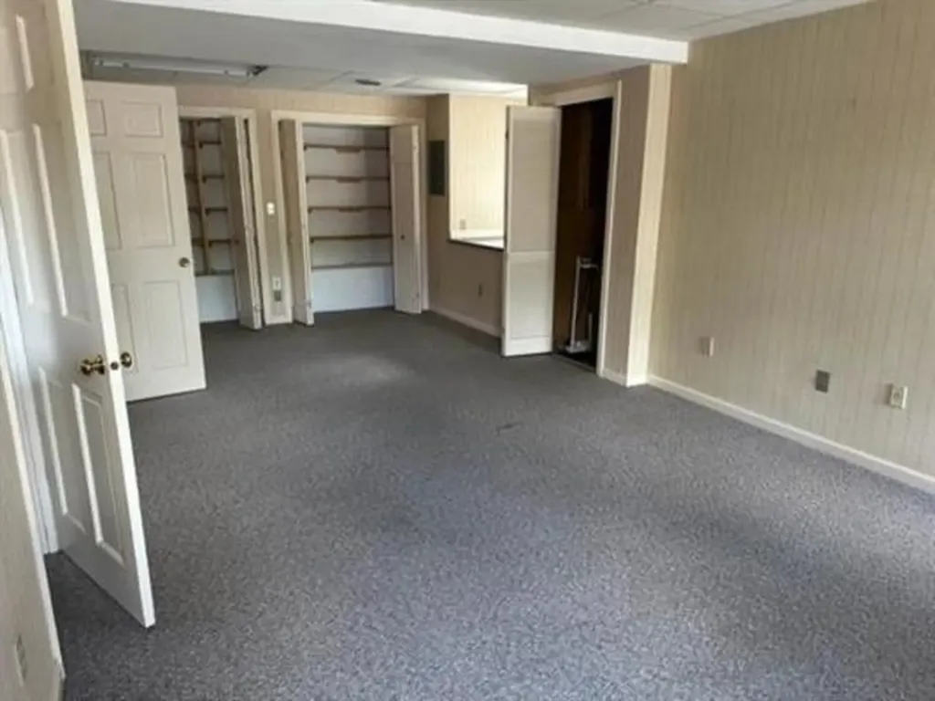 376 Union Avenue Laconia NH 03246