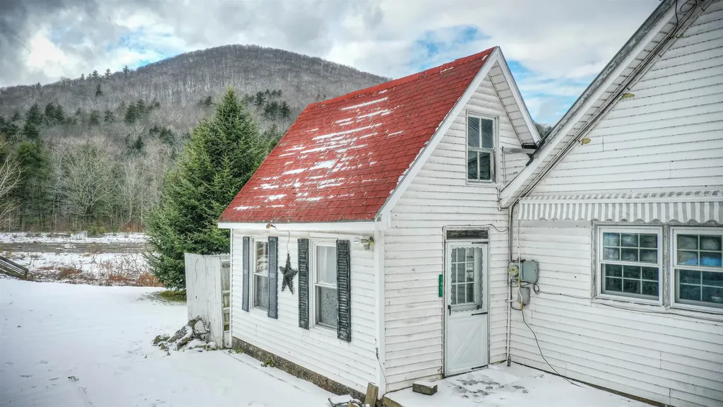 1451 Route 103 Wallingford VT 05738