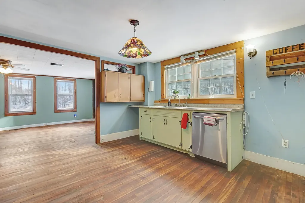 1451 Route 103 Wallingford VT 05738