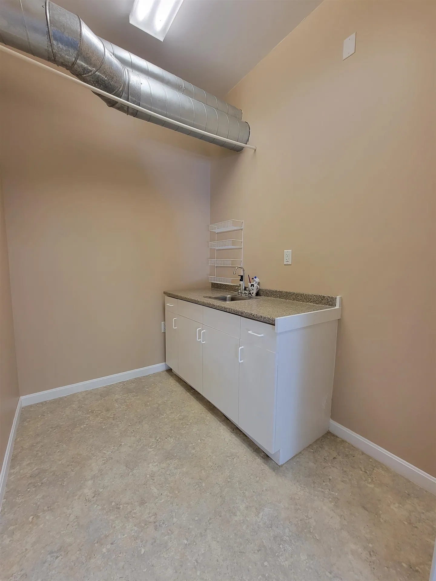 36-932 Country Club Road Gilford NH 03249-0000