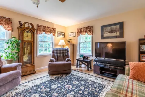 944 College Hill Road Woodstock VT 05091