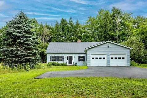 944 College Hill Road Woodstock VT 05091