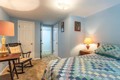 944 College Hill Road Woodstock VT 05091