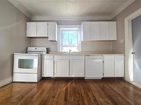 107 Arlington Street Manchester NH 03104