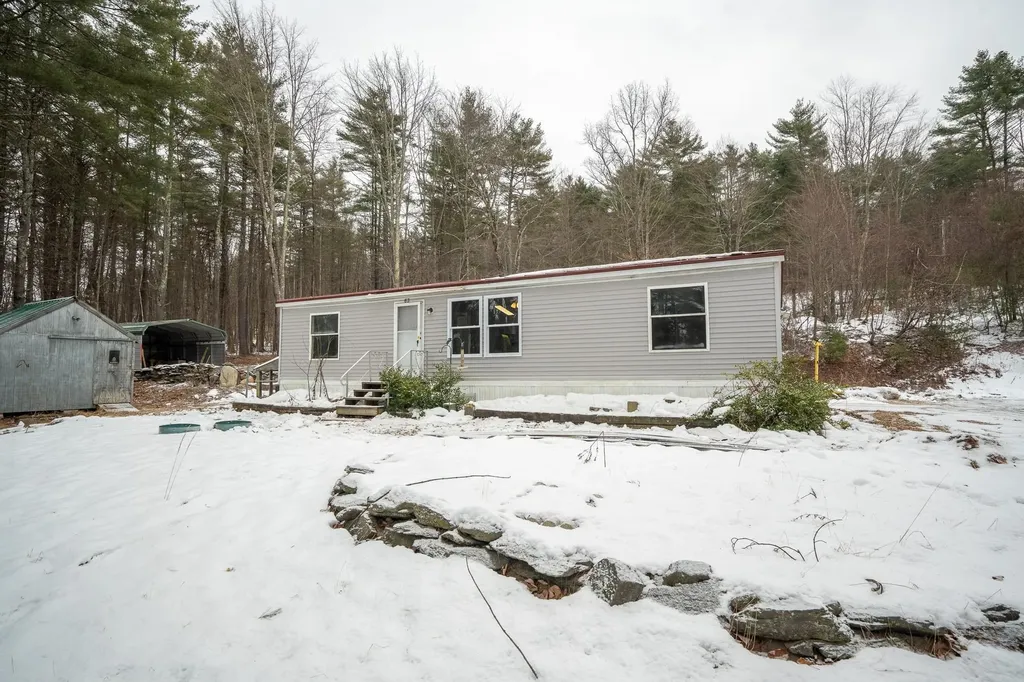 63 Caryl Lane Charlestown NH 03603