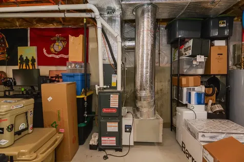 3 Nutfield Court Derry NH 03038