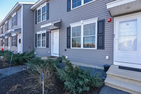 3 Nutfield Court Derry NH 03038