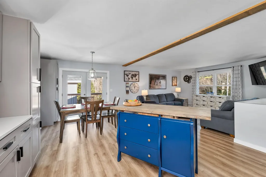 85 Summit View Drive Moultonborough NH 03254