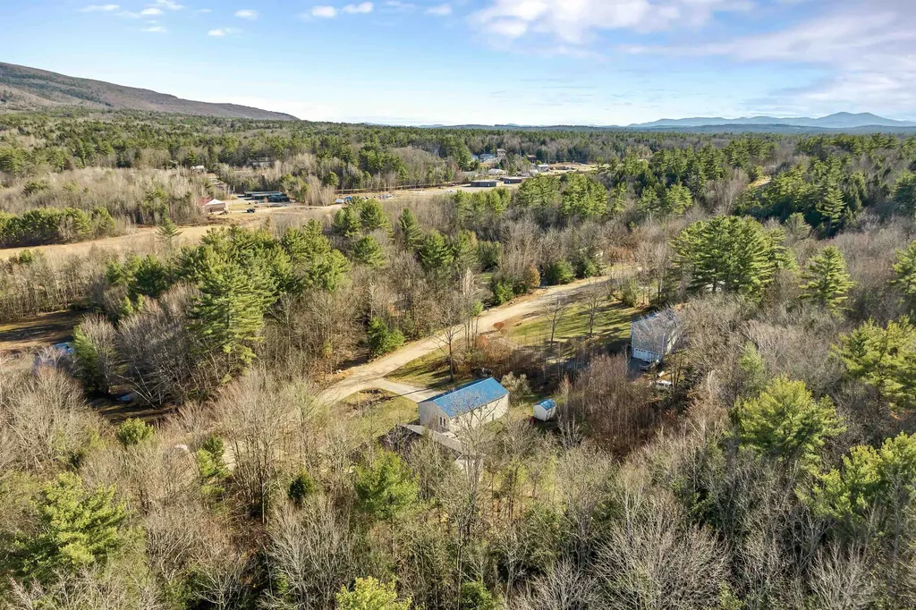 85 Summit View Drive Moultonborough NH 03254