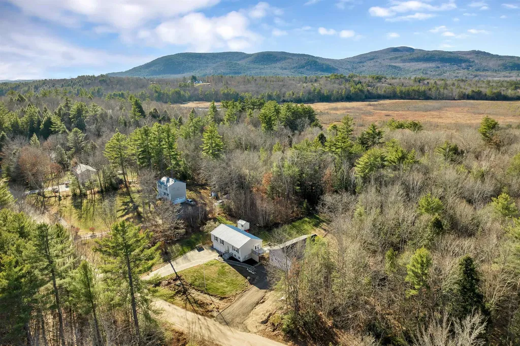 85 Summit View Drive Moultonborough NH 03254