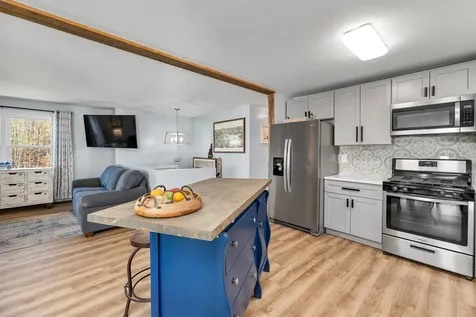 85 Summit View Drive Moultonborough NH 03254