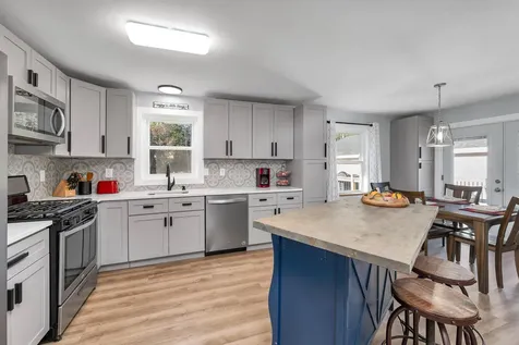 85 Summit View Drive Moultonborough NH 03254