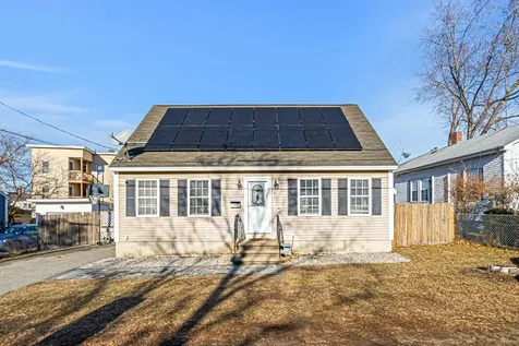 86 Young Street Manchester NH 03103