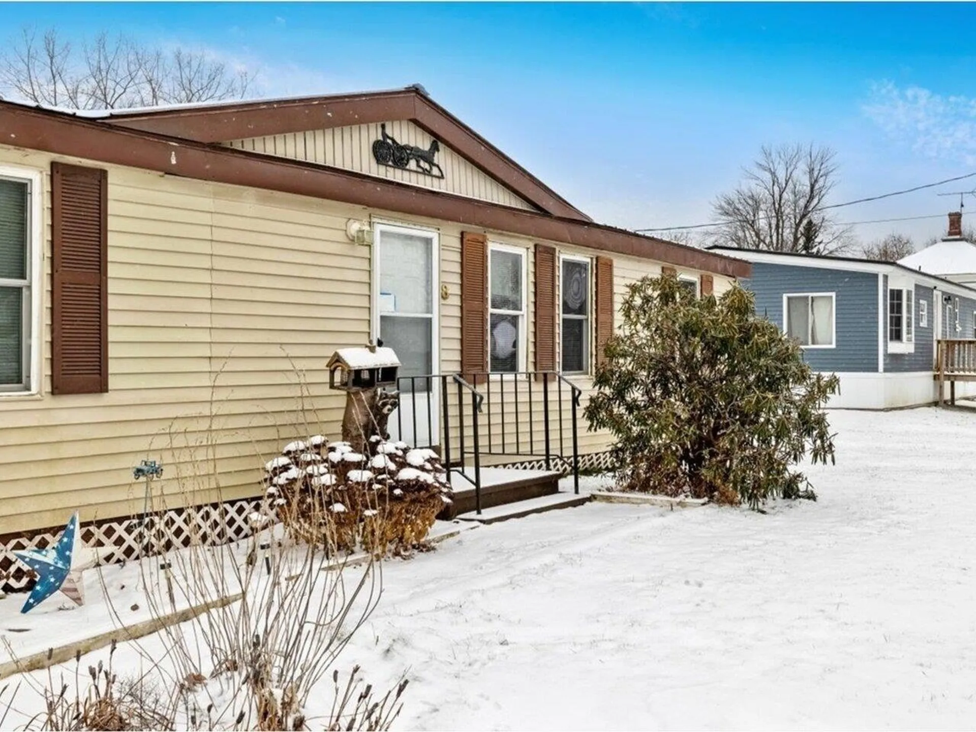 86 Vantine Avenue Alburgh VT 05440