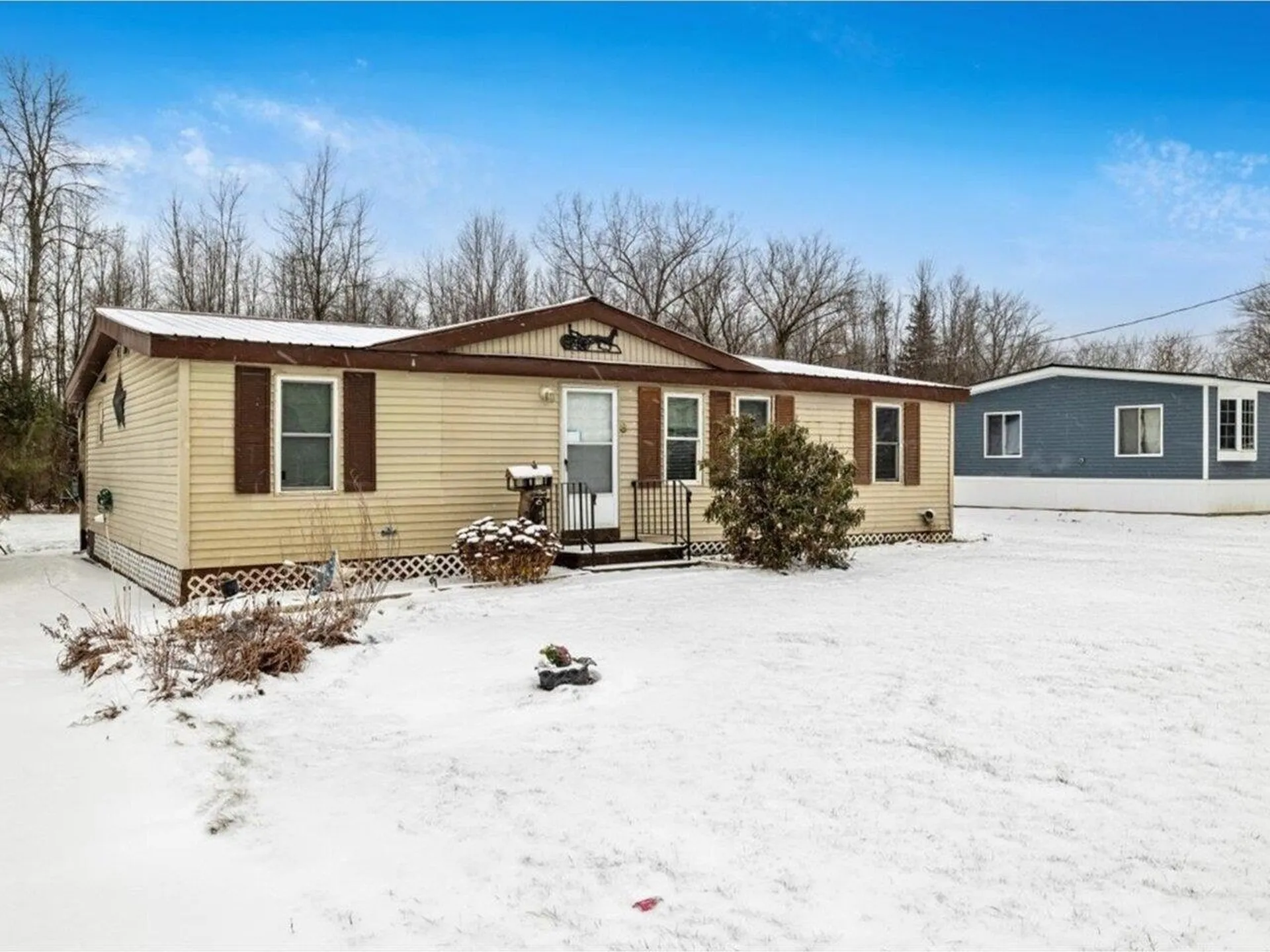 86 Vantine Avenue Alburgh VT 05440