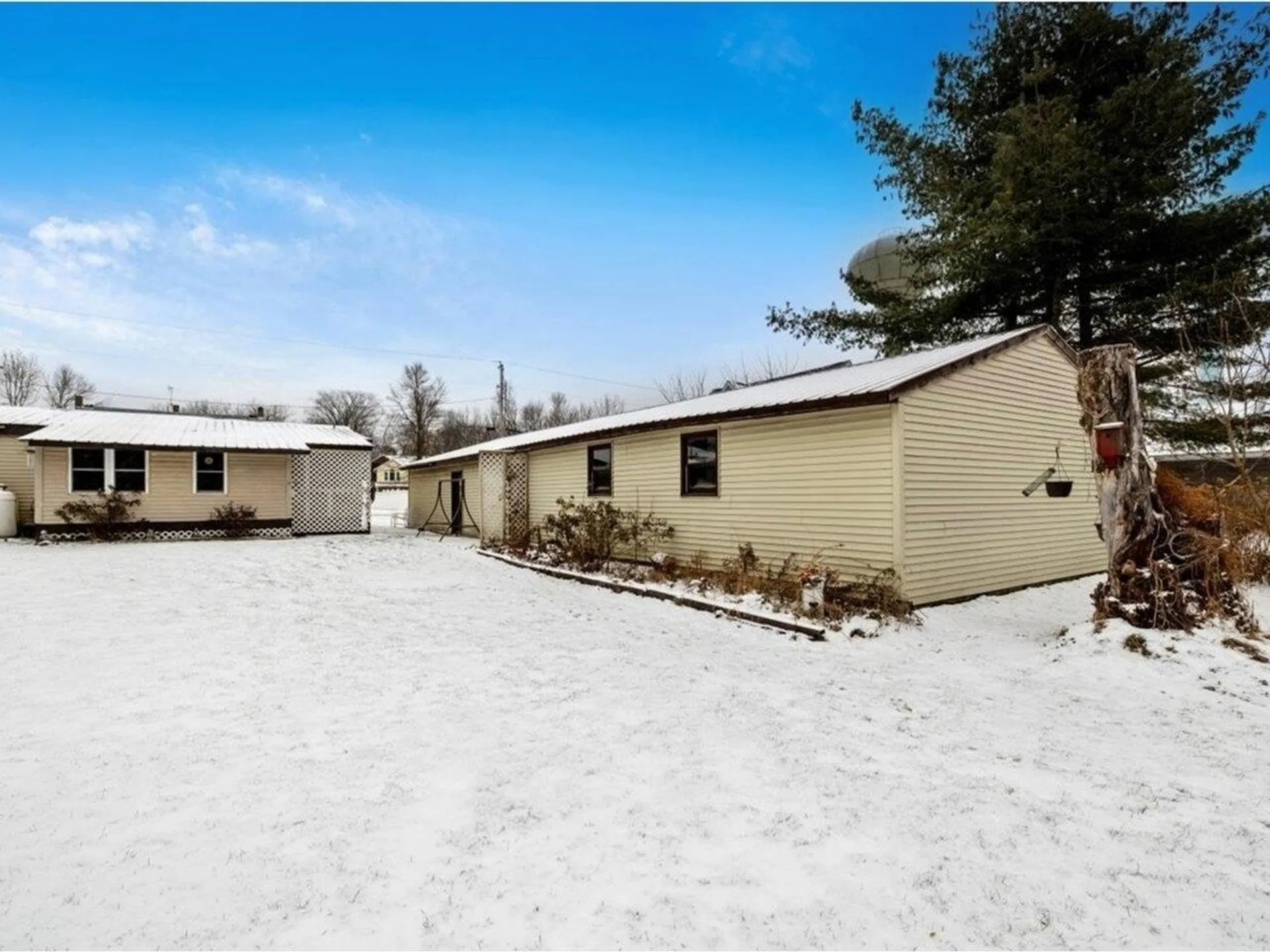 86 Vantine Avenue Alburgh VT 05440