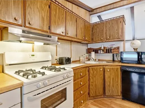 86 Vantine Avenue Alburgh VT 05440