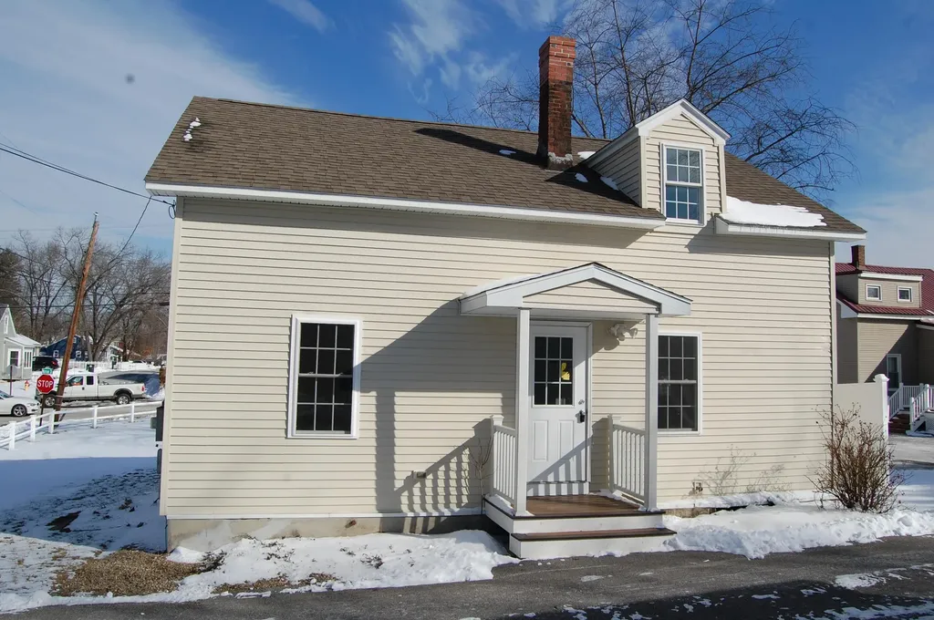 632 Mast Road Goffstown NH 03045