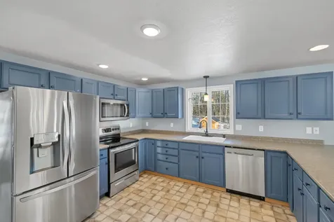 89 Old Granite Road Ossipee NH 03864