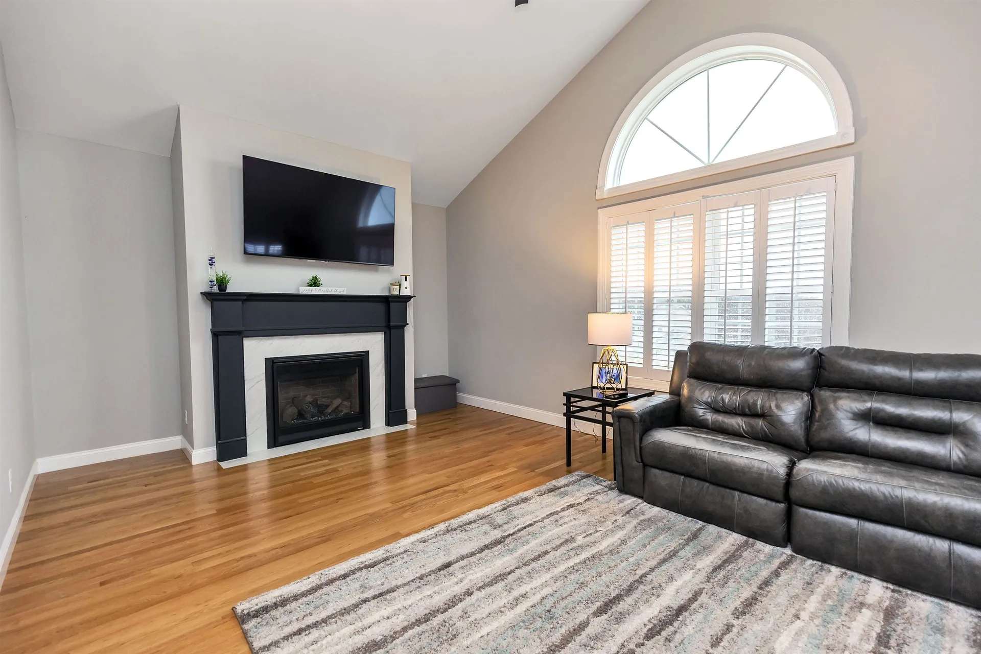 5 Sophie Circle Hooksett NH 03106