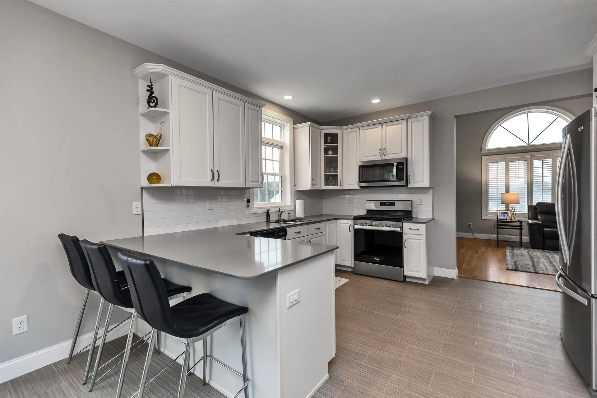 5 Sophie Circle Hooksett NH 03106