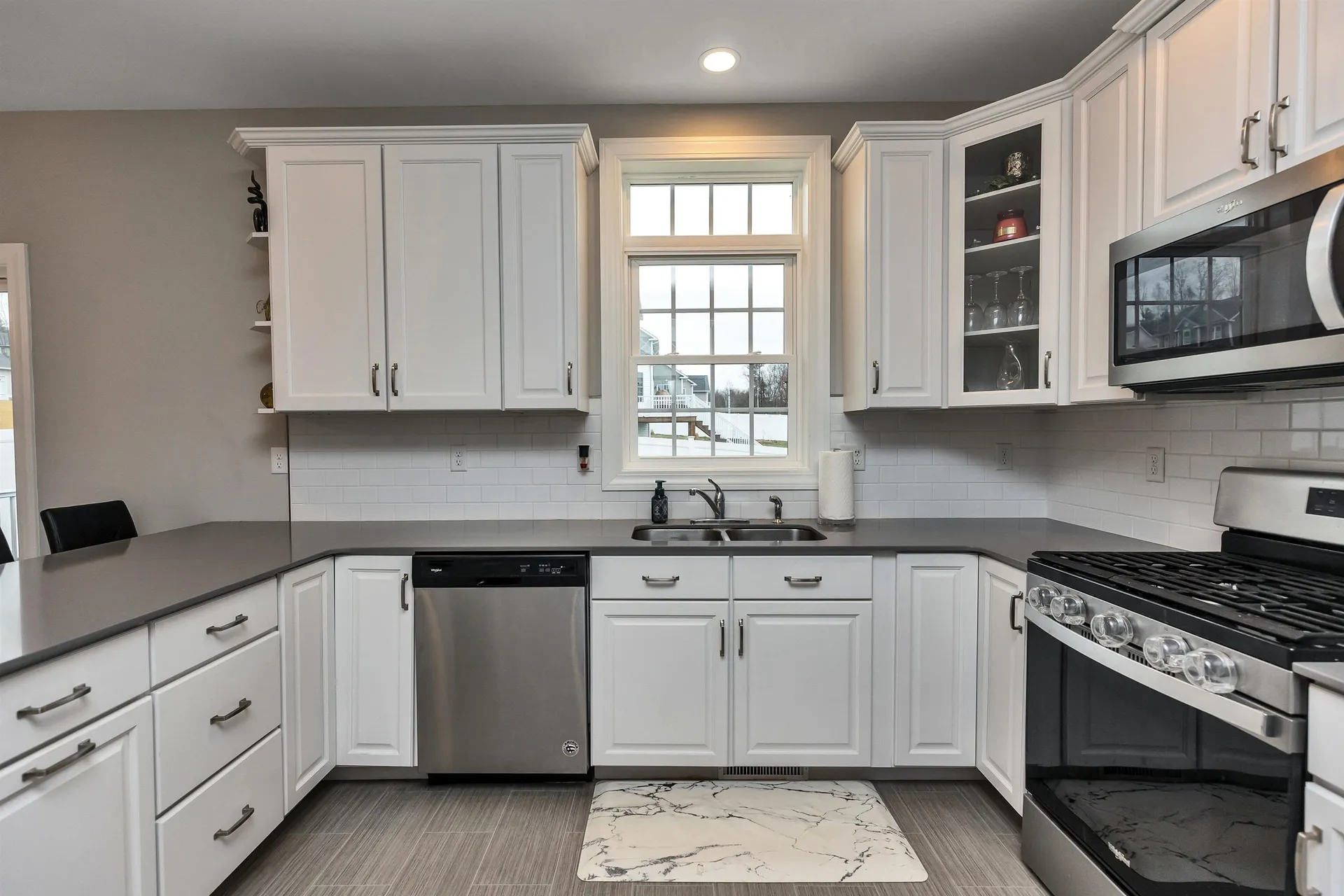 5 Sophie Circle Hooksett NH 03106