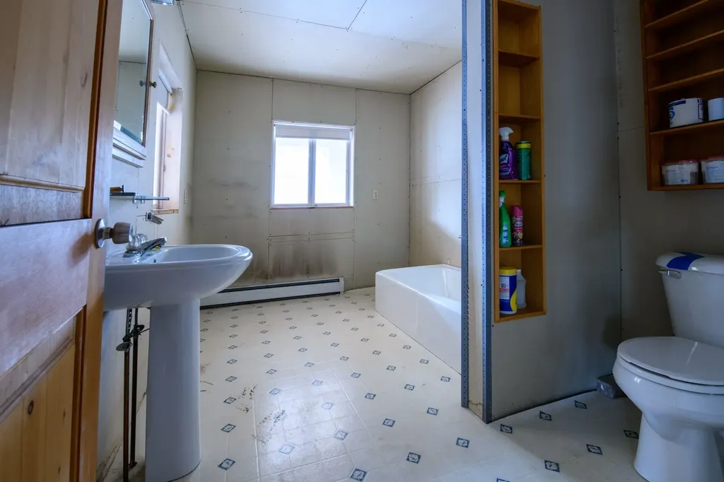 58 Central Street Sunapee NH 03782