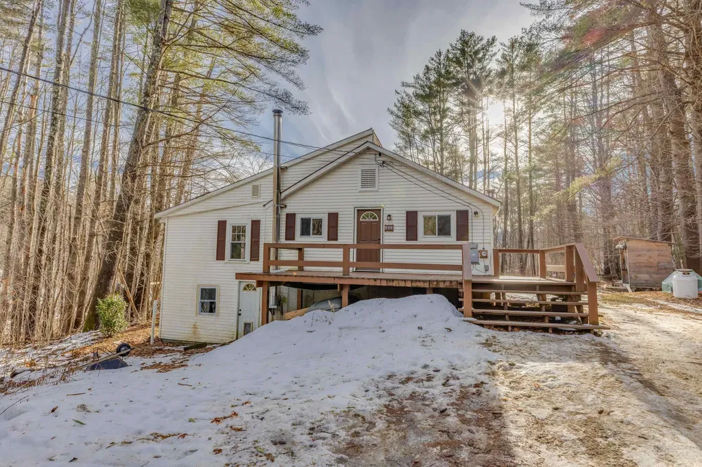 153 Mill Road Rumney NH 03266