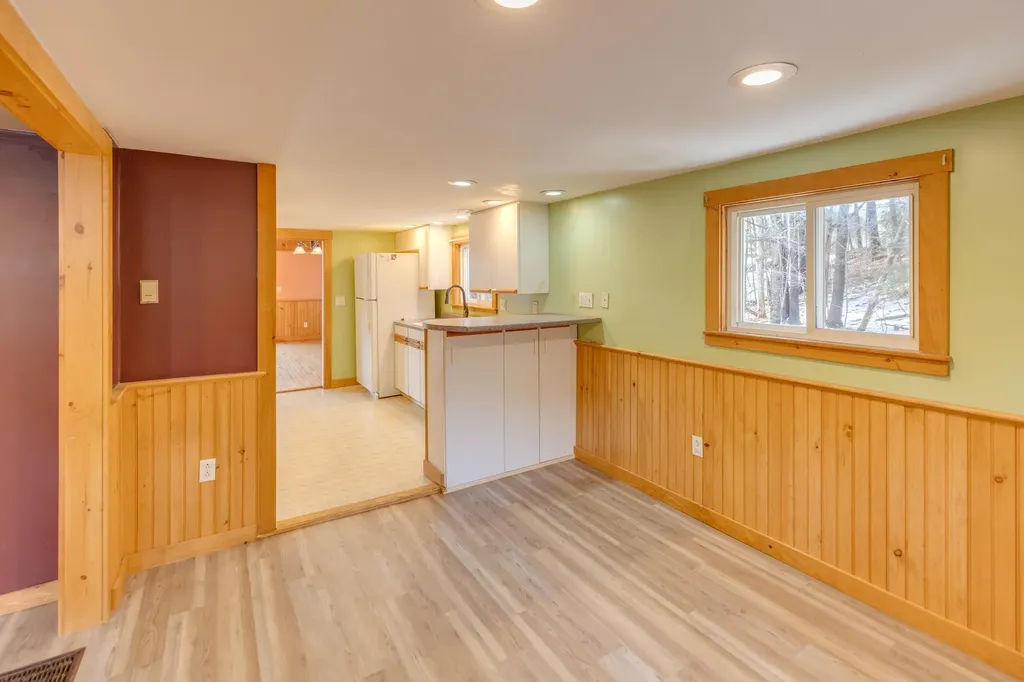 153 Mill Road Rumney NH 03266