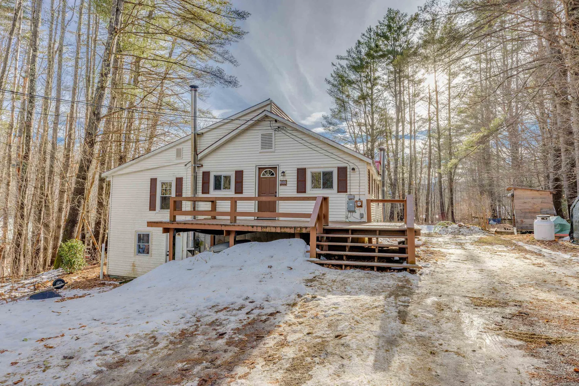 153 Mill Road Rumney NH 03266