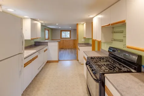 153 Mill Road Rumney NH 03266