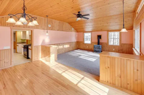 153 Mill Road Rumney NH 03266