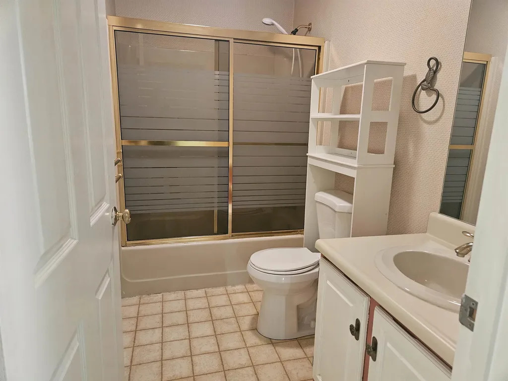 14 Turnbuckle Lane Merrimack NH 03054