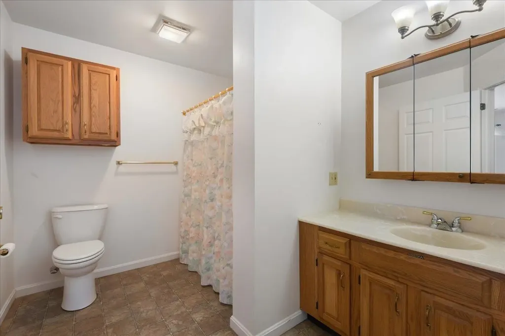 16 Clover Drive Essex VT 05452