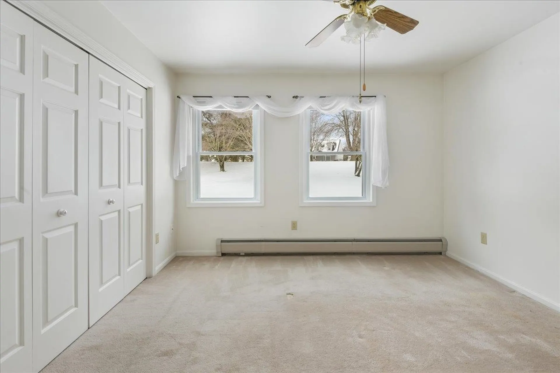 16 Clover Drive Essex VT 05452