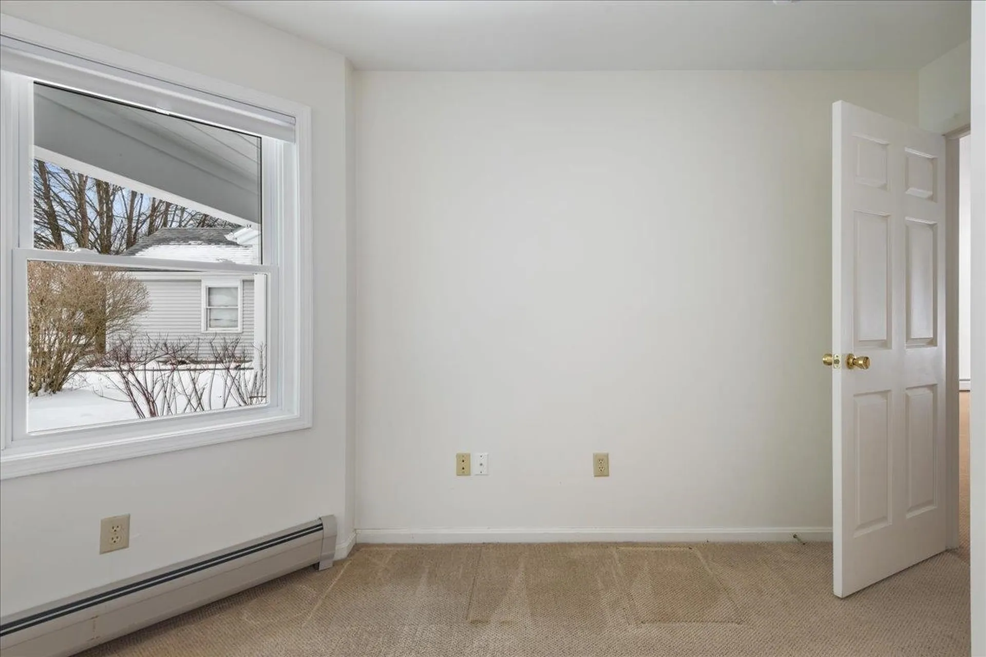 16 Clover Drive Essex VT 05452