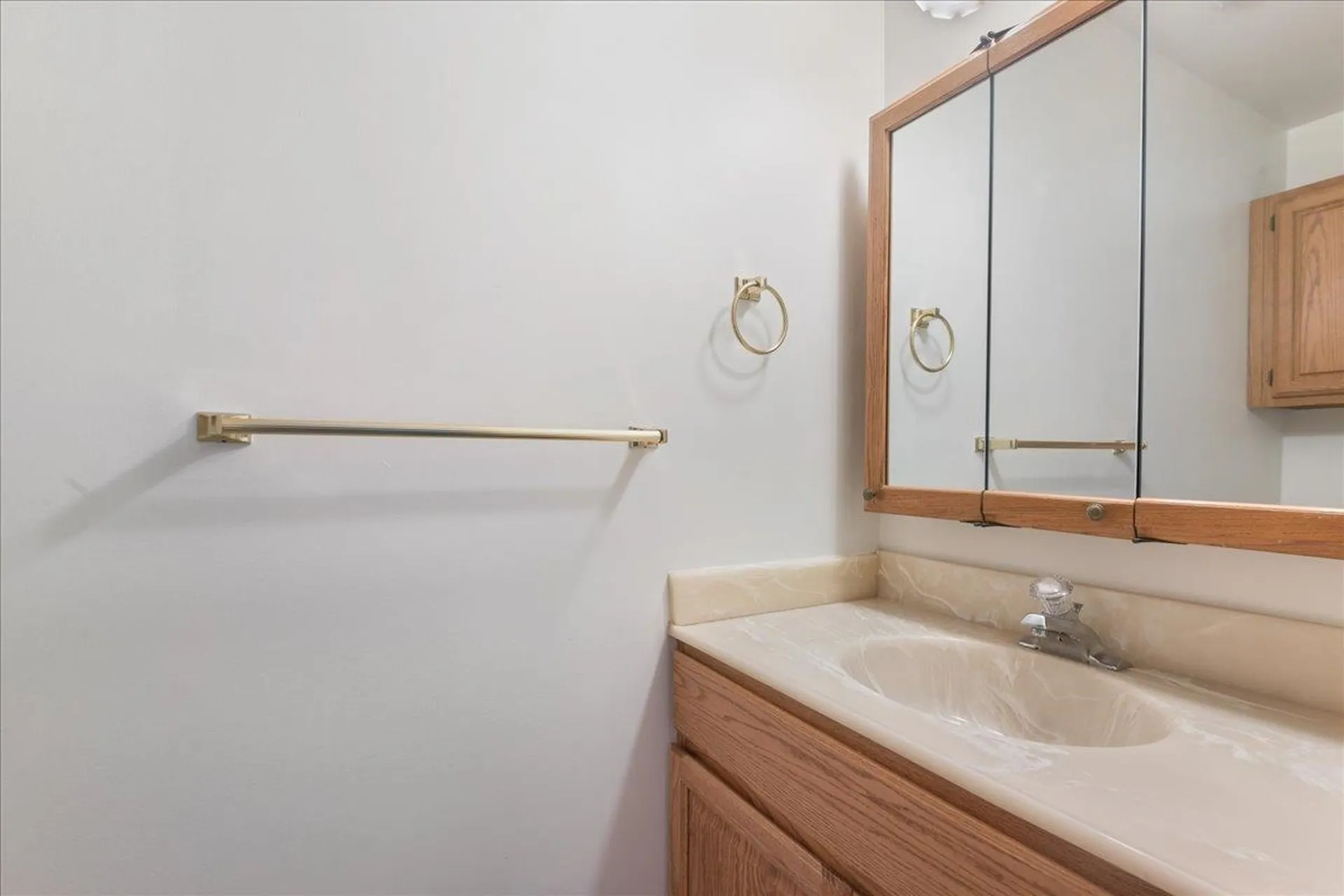 16 Clover Drive Essex VT 05452