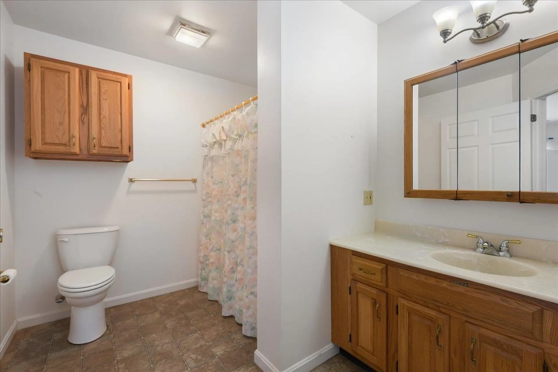 16 Clover Drive Essex VT 05452