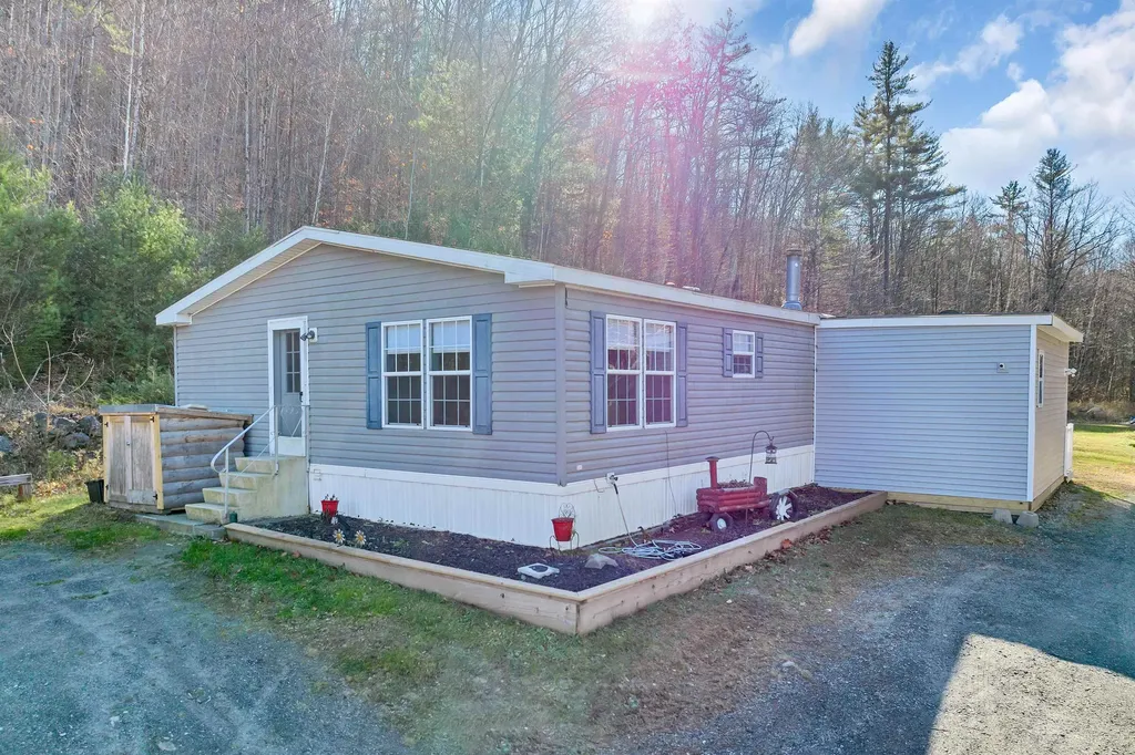 859 Tigertown Road Norwich VT 05001