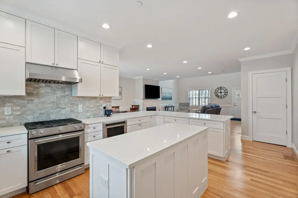 20 Kibrel Court Sandown NH 03873
