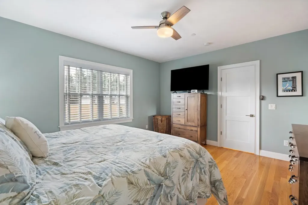 20 Kibrel Court Sandown NH 03873