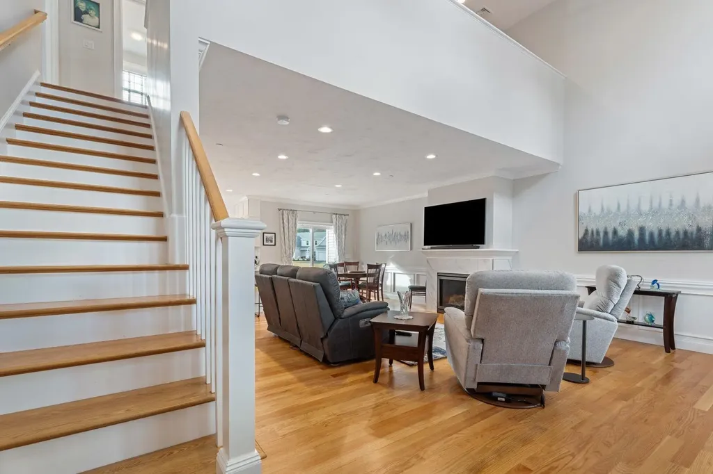 20 Kibrel Court Sandown NH 03873