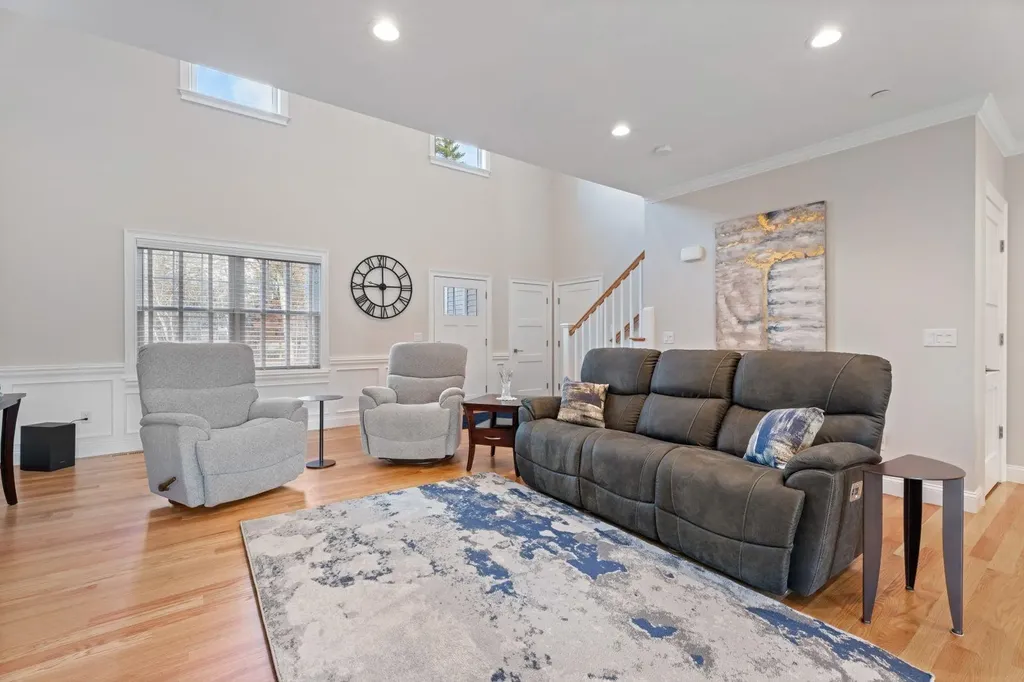 20 Kibrel Court Sandown NH 03873