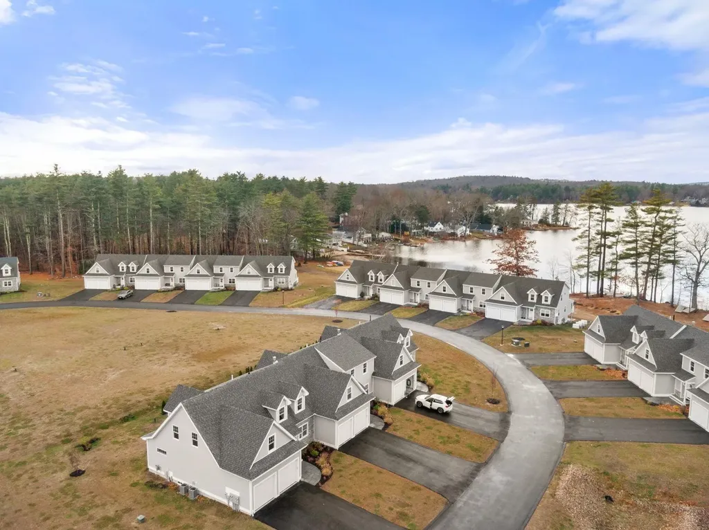 20 Kibrel Court Sandown NH 03873