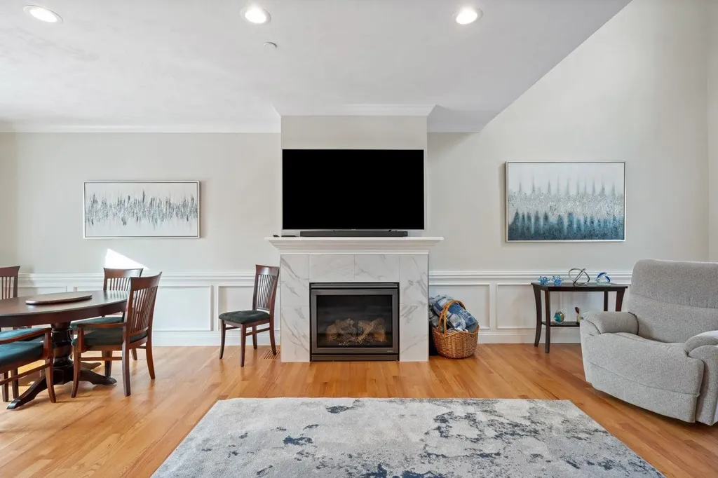 20 Kibrel Court Sandown NH 03873